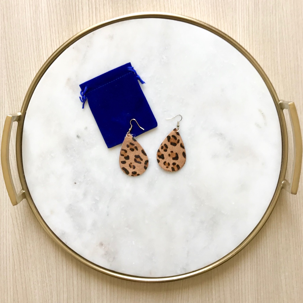Faux Leather Cheetah Print Fabric Oval Earrings 10$
